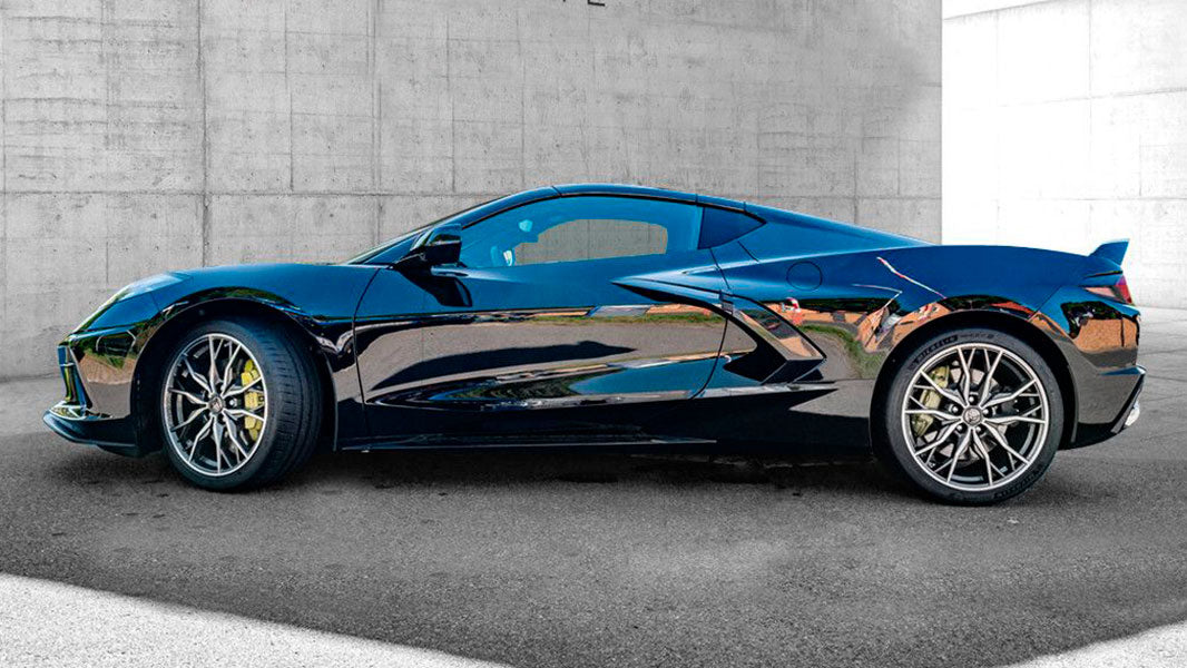 Chevrolet Corvette C8 Coupe — изображение 2