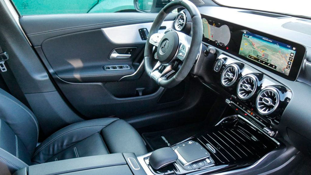 Mercedes-Benz A 45 AMG — изображение 5