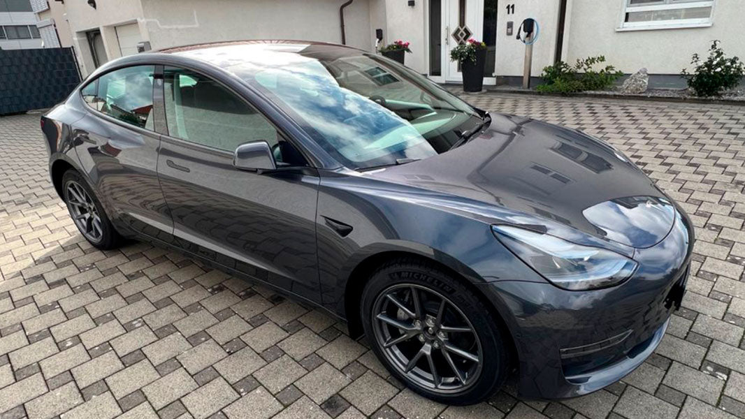 Tesla Model 3 Long Range